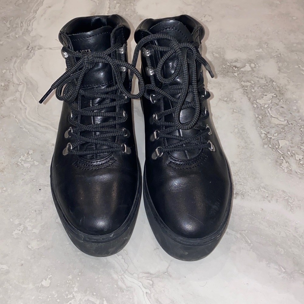 Vagabond booties